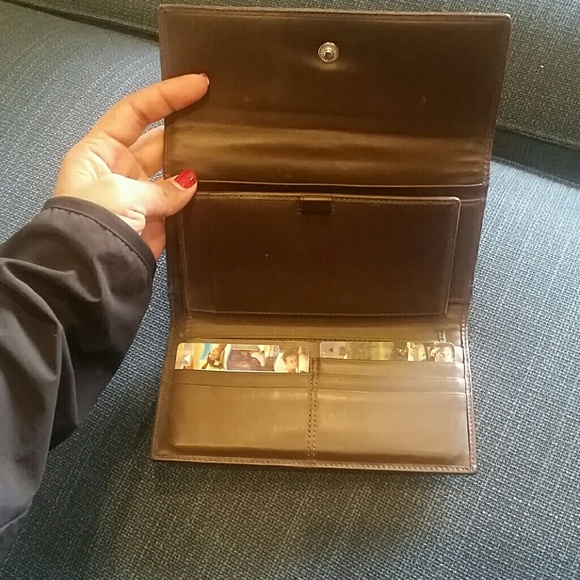 Authentic coach wallet - Picture 3 of 6